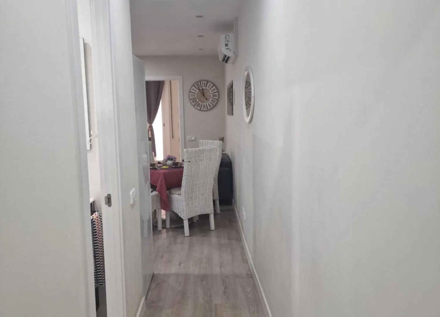Apartment Barcelona, Apartamento De 2 Habitaciones. L'Hospitalet de Llobregat